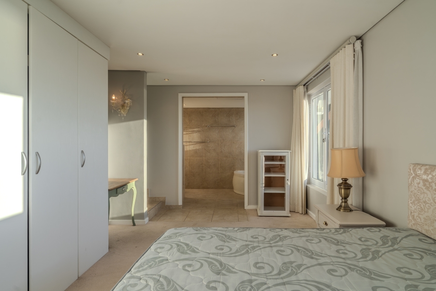 7 Bedroom Property for Sale in Camps Bay Western Cape